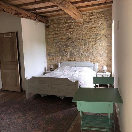 Chambre Du Tilleul - Charme, Confort Et Piscine Sigonce Esterno foto